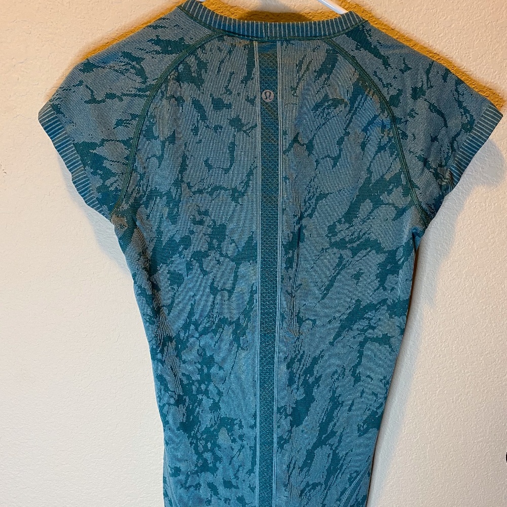 Green Lululemon Top